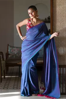 Suta Blue Cotton Blend Solid Saree