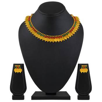 Square Shape Traditional Gold Plated Choker Style Necklace Set For Women 6