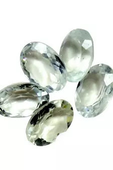 Natural Aquamarine at Wholesale Rate Fine Quality 5.25 Ratti 4.77 Carat Faceted Oval Shape Beruj Loose Gemstone 1 Pcs