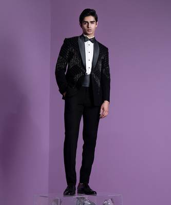 Black Ray Blaze Tuxedo Set 5