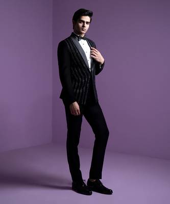 Black Lunar Braid Tuxedo Set 4
