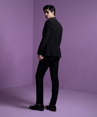 Black Eternal Eclipse Tuxedo Set 4