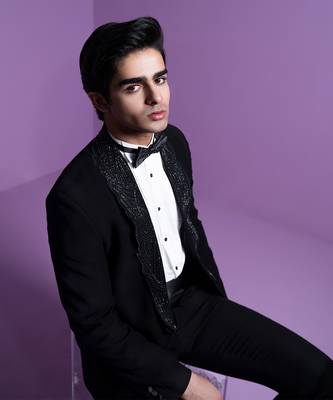 Black Eternal Eclipse Tuxedo Set 6