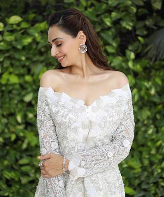 Alia White skirt set 4