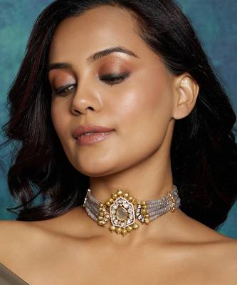 Grey & Golden Polki Choker 1