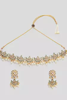 AQUASTREET Gold Plated Handcrafted Pachi Kundan Crescent designed Necklace Set