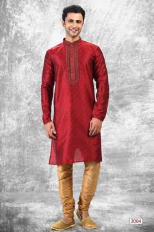 Maroon embroidered brocade kurta-pajama