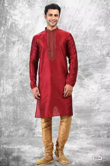 Maroon embroidered brocade kurta-pajama
