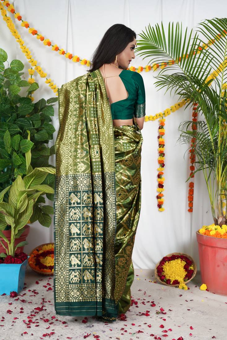 LIGHT GREEN BANDHNI PATOLA HATHI  DESIGN SAREE  