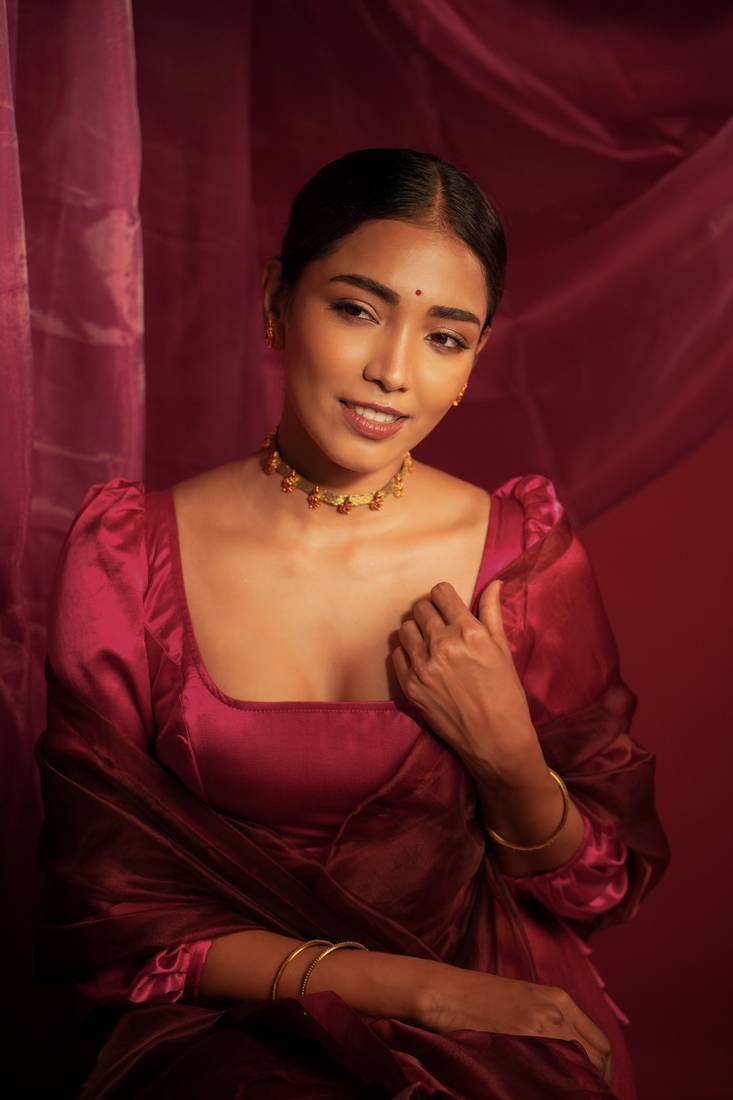 Gold Tone Temple Necklace Set- Brocade Choker- Green