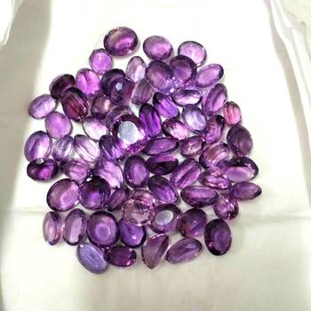 Natural Amethyst at Wholesale Rate 11.25 Ratti 10.12 Carat Oval Shape                          Loose Gemstone 1 Piece 2