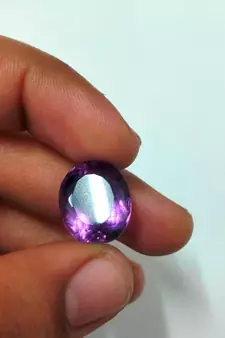 Natural Amethyst at Wholesale Rate 12.25 Ratti 11 Carat Oval Shape                          Loose Gemstone 1 Piece