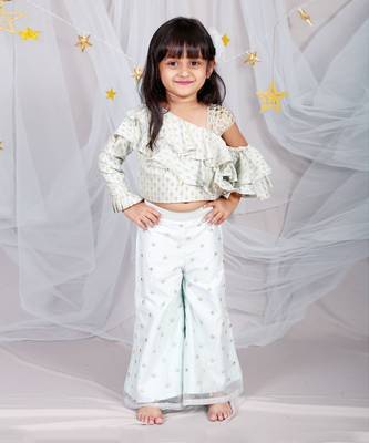 Top with various cuts along with attached dupatta and Palazzo at bottom 1