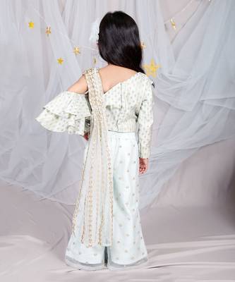 Top with various cuts along with attached dupatta and Palazzo at bottom 2