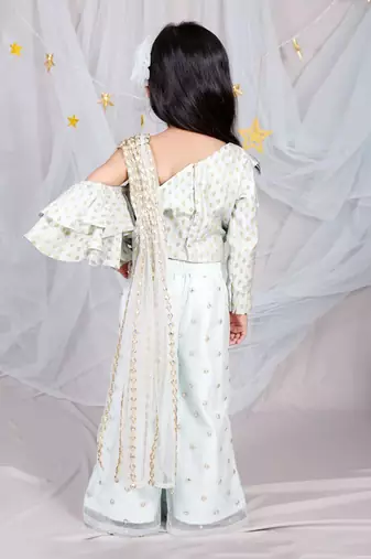Top with various cuts along with attached dupatta and Palazzo at bottom