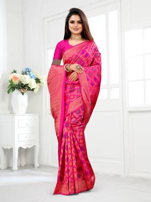 Pink Woven Banarasi silk blend Saree With Blouse 2