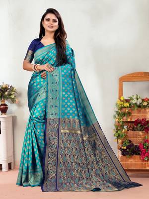Dark Green Woven Banarasi silk blend Saree With Blouse 1