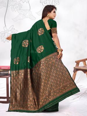 Dark Green Woven Banarasi silk blend Saree With Blouse 4