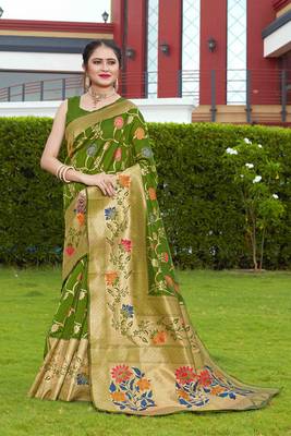 Green Hand Woven Banarasi silk blend Saree With Blouse 1