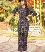 Black Colour Stylish Casual Top Bottom Set For Girlish Looks
