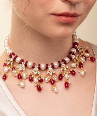 Pearl Necklace With Red Agate 2