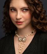 White Pearl Necklacce