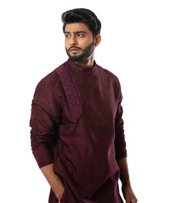 Wine Thread Knot Embroidered Side Collar Kurta Set 2