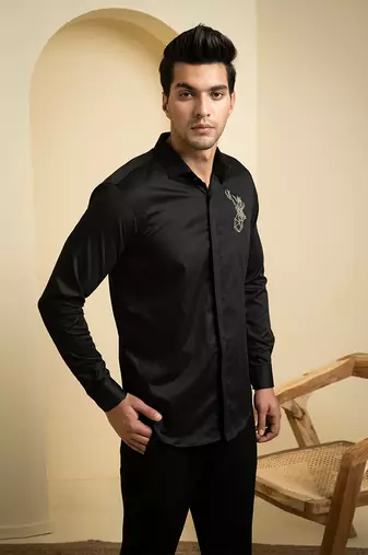 Black Perto Reindeer Shirt