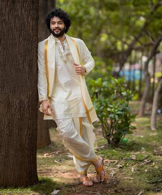 White Machine Embroidered Pattu Set 1