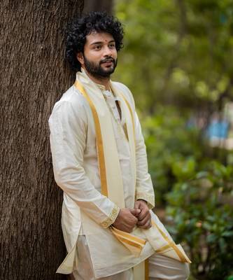 White Machine Embroidered Pattu Set 3