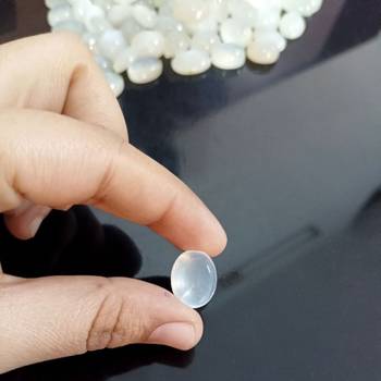 Natural White Moonstone at Wholesale Rate 8.25 Ratti 7.5 Carat Oval Shape चंद्रकांत Loose Gemstone Rashi Ratan 1 Pcs 4