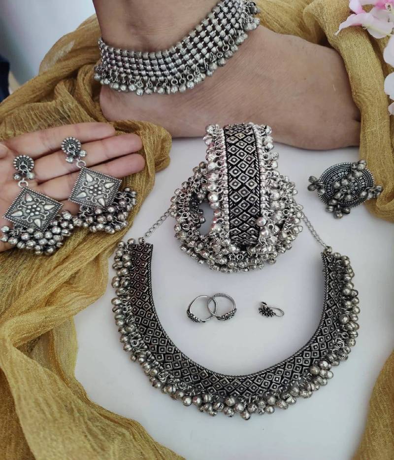 Trendy Ghunghroo Jewellery set Combo with Anklet