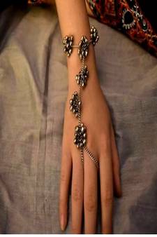 Ghungroo Anklet and Haathphool Combo