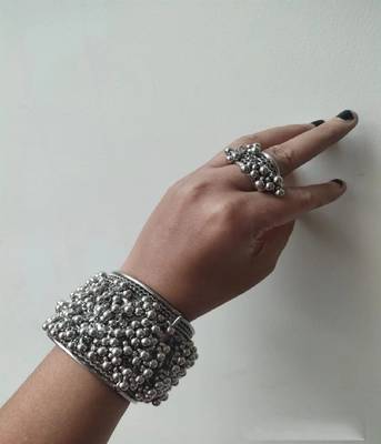GHUNGROO BRACELET WITH RING 4