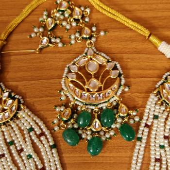 Green necklace-sets 4