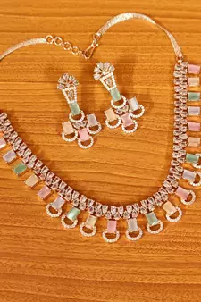 Multicolor necklace-sets