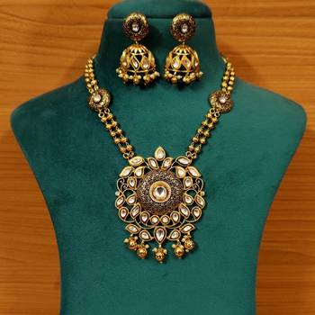 Gold necklace-sets 1