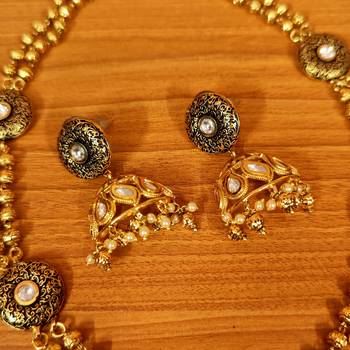 Gold necklace-sets 5