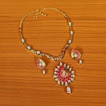 Pink necklace-sets 1