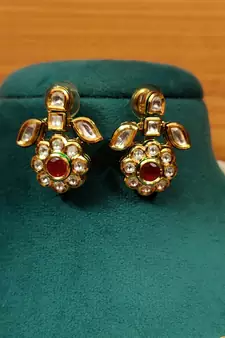 Red necklace-sets