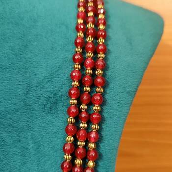 Red necklaces 3