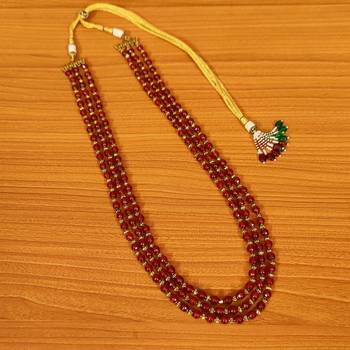 Red necklaces 4