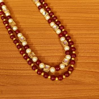 Red necklaces 4
