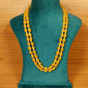 Yellow necklaces 1