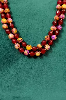 Multicolor necklaces