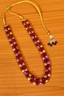 Multicolor necklaces