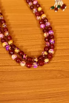 Multicolor necklaces