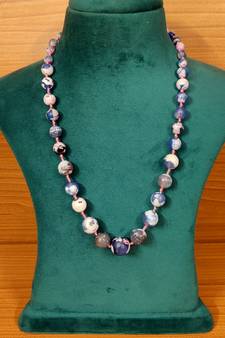 Multicolor necklaces