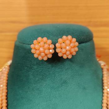 Beige necklace-sets 2