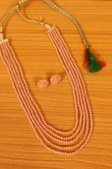 Beige necklace-sets